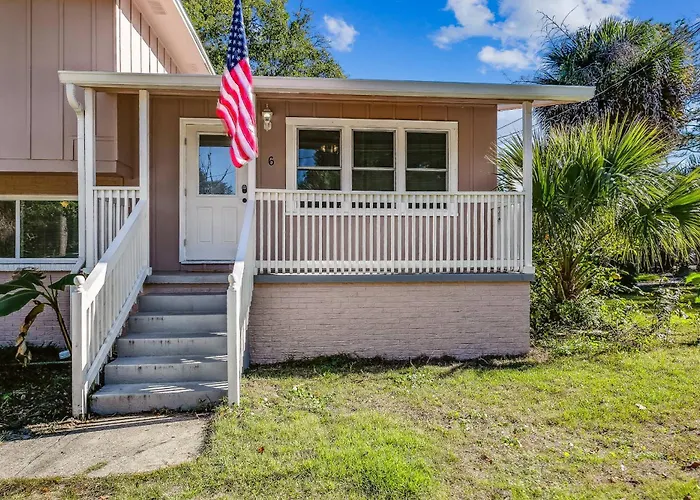 Holiday home Near Downtown Main House - Woodland Escape